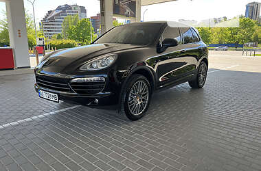 Внедорожник / Кроссовер Porsche Cayenne 2013 в 