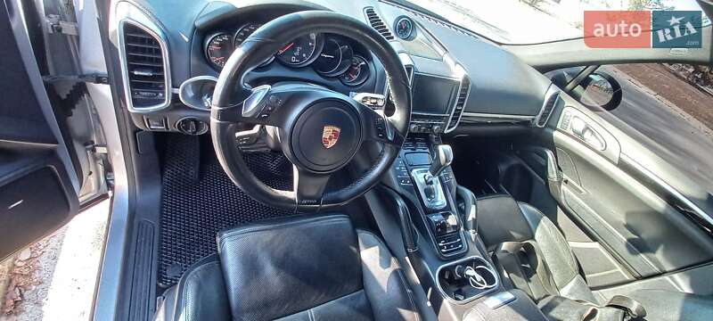 Позашляховик / Кросовер Porsche Cayenne 2013 в Дніпрі фото 11 Позашляховик / Кросовер Porsche Cayenne 2013 в Дніпрі