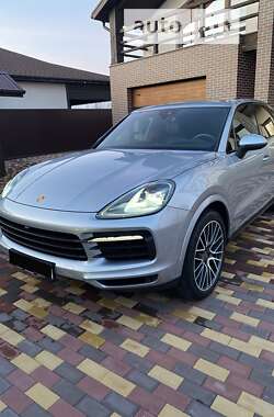 Внедорожник / Кроссовер Porsche Cayenne 2020 в Днепре