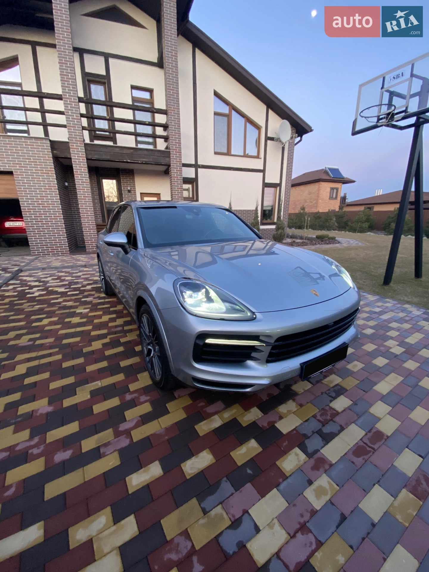 2020 Porsche Cayenne - мініатюра 34