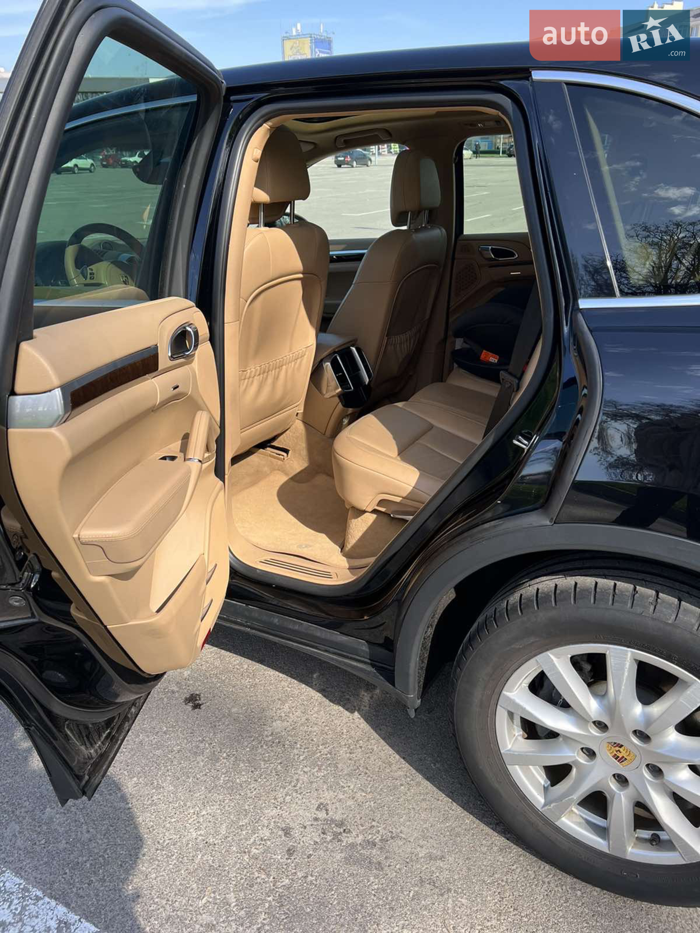 2014 Porsche Cayenne - мініатюра 28