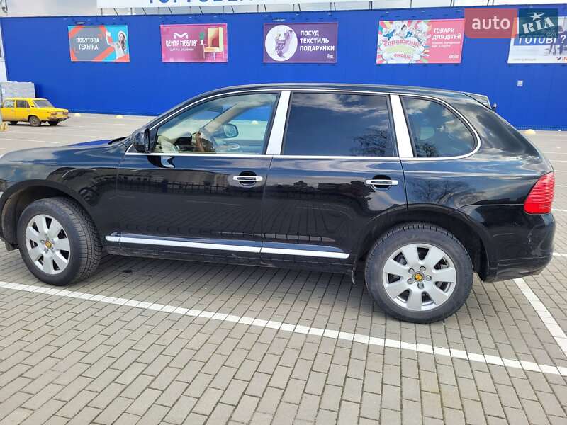Позашляховик / Кросовер Porsche Cayenne 2005 в Шептицькому