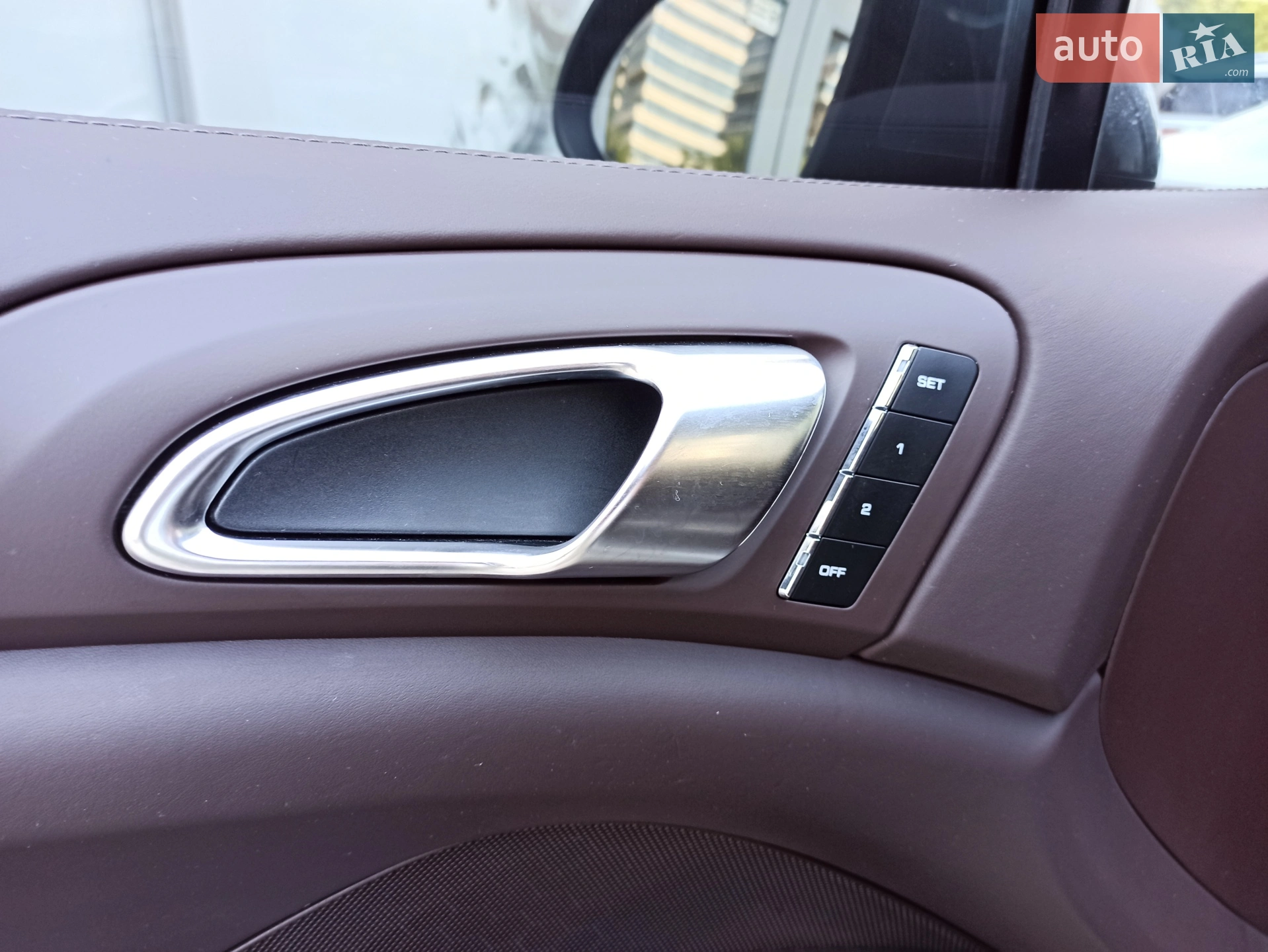 2012 Porsche Cayenne - мініатюра 14