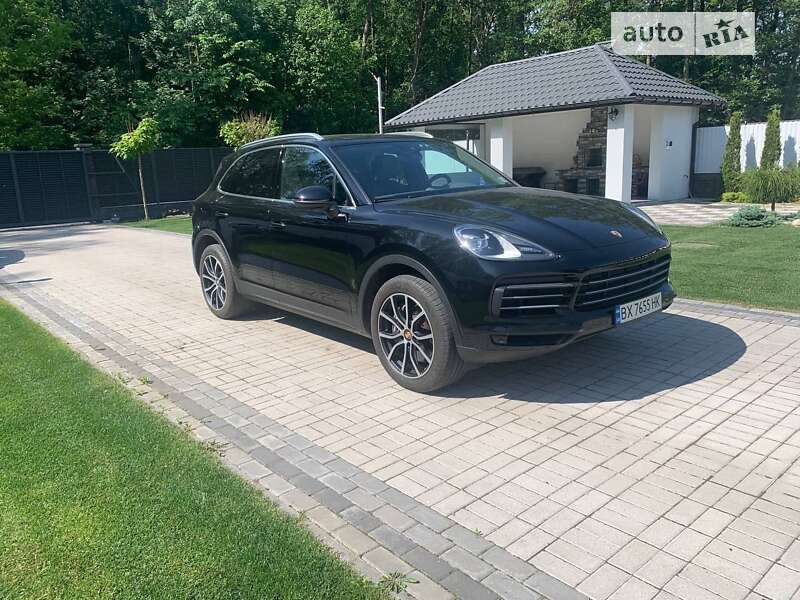 Внедорожник / Кроссовер Porsche Cayenne 2020 в Хмельницком