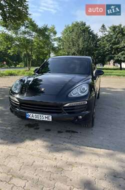 Внедорожник / Кроссовер Porsche Cayenne 2010 в 