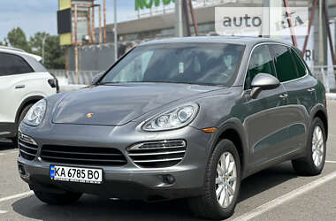 Позашляховик / Кросовер Porsche Cayenne 2013 в Києві