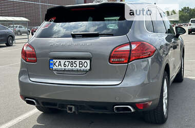 Внедорожник / Кроссовер Porsche Cayenne 2013 в Киеве