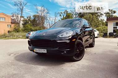 Внедорожник / Кроссовер Porsche Cayenne 2015 в 