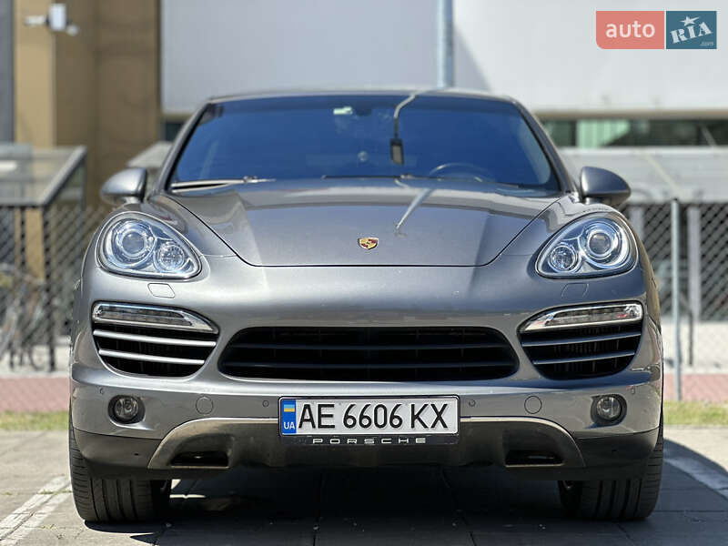 Porsche Cayenne 2012