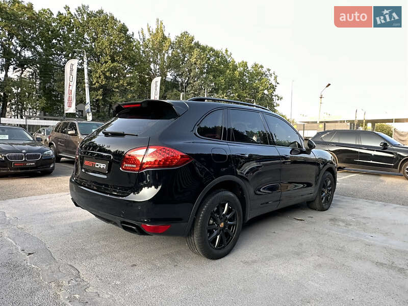 Позашляховик / Кросовер Porsche Cayenne 2010 в Вінниці