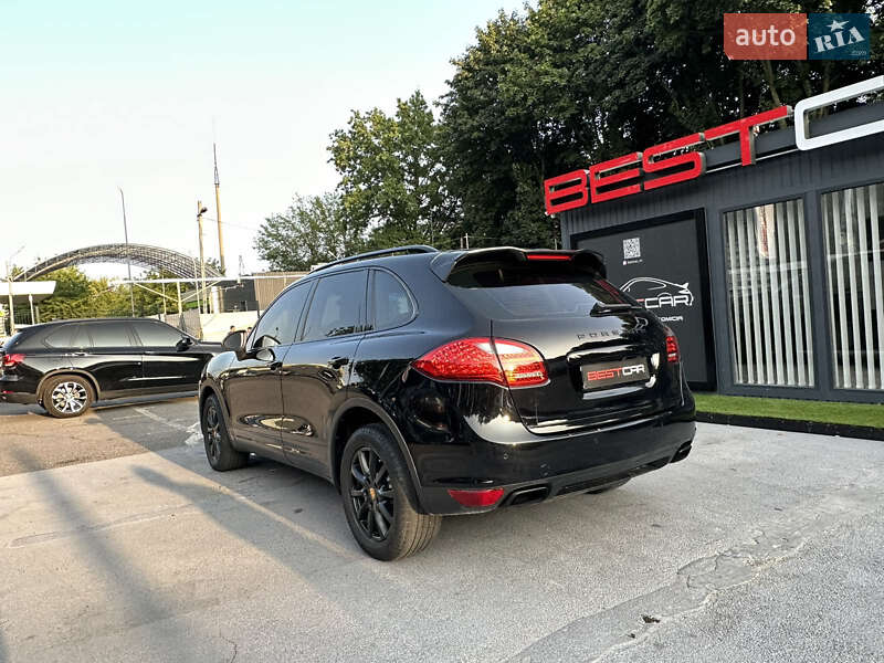 Позашляховик / Кросовер Porsche Cayenne 2010 в Вінниці
