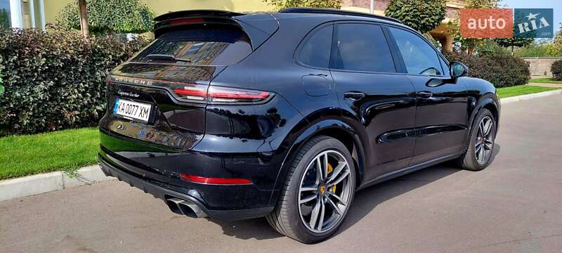 Внедорожник / Кроссовер Porsche Cayenne 2018 в Киеве фото 5 Внедорожник / Кроссовер Porsche Cayenne 2018 в Киеве
