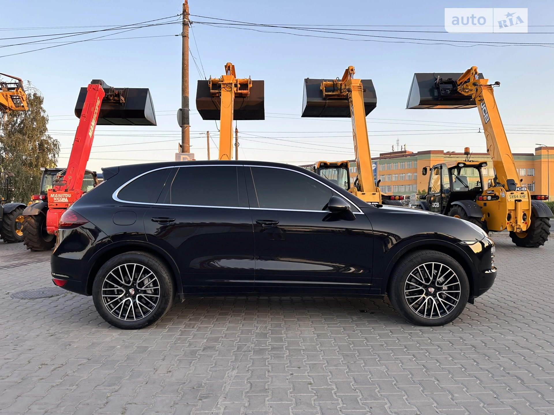 2011 Porsche Cayenne - мініатюра 3