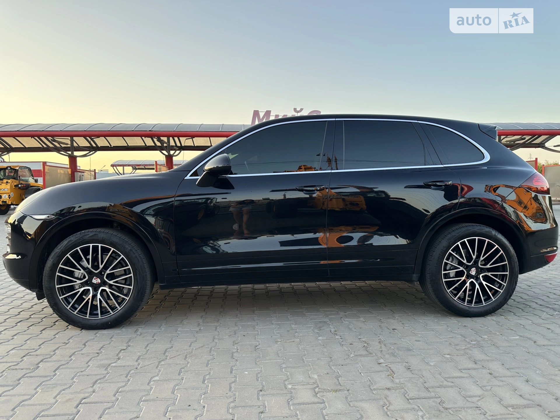 2011 Porsche Cayenne - мініатюра 8