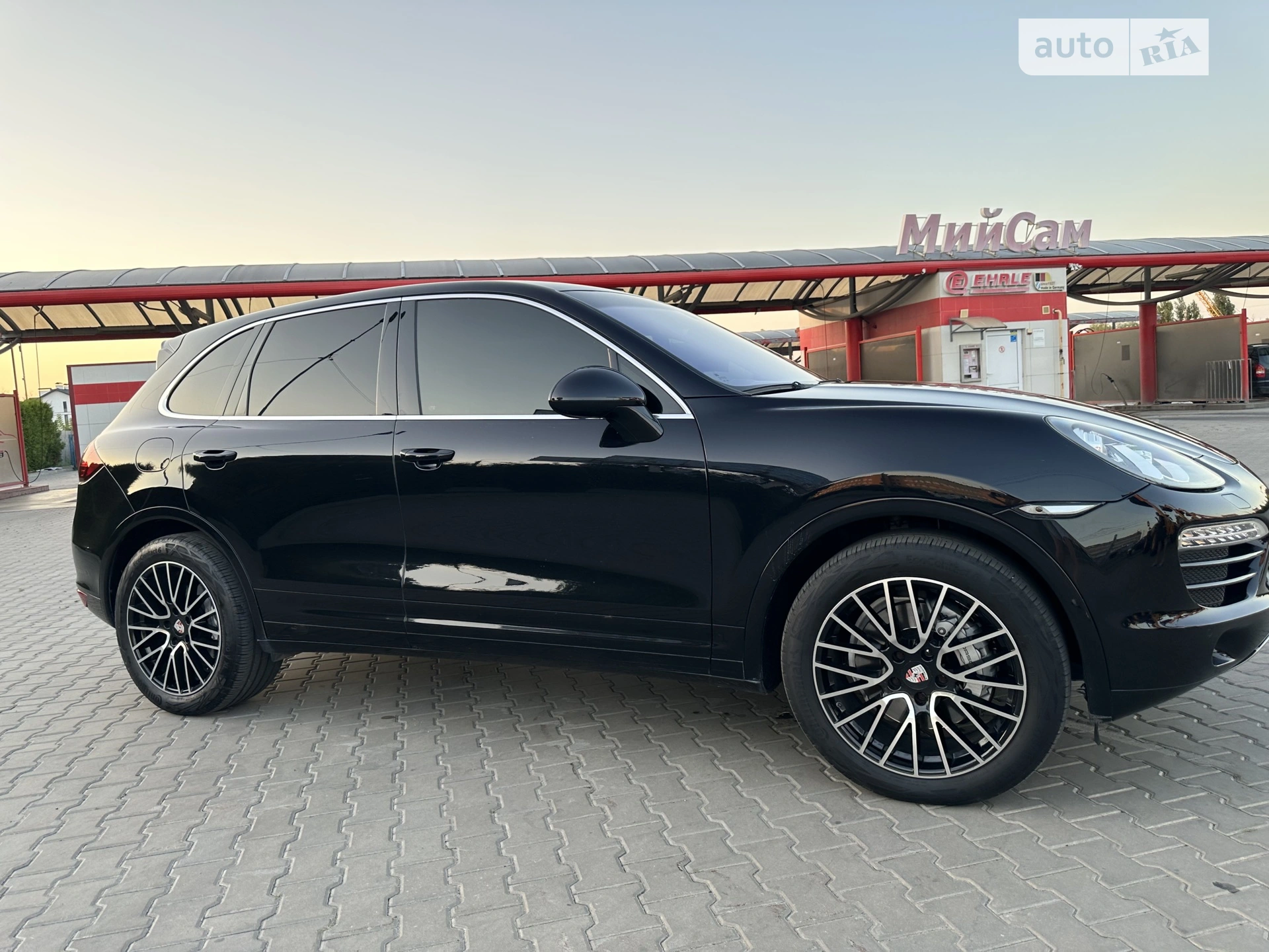 2011 Porsche Cayenne - мініатюра 44