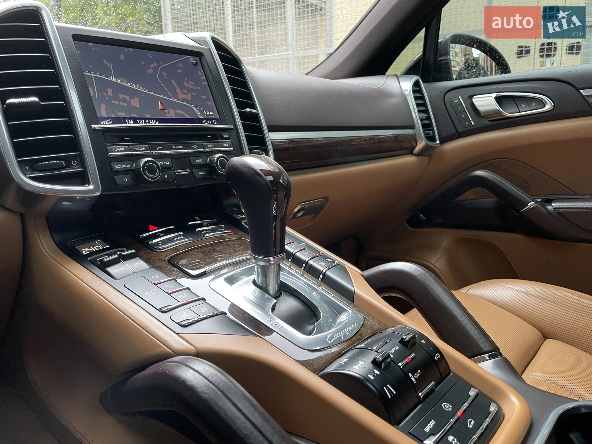 2012 Porsche Cayenne - мініатюра 23