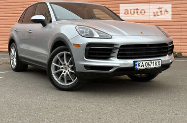 Внедорожник / Кроссовер Porsche Cayenne 2021 в 
