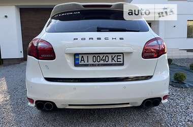 Позашляховик / Кросовер Porsche Cayenne 2011 в Києві