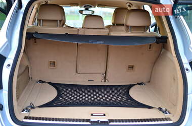 Позашляховик / Кросовер Porsche Cayenne 2012 в 