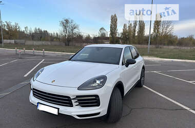 Позашляховик / Кросовер Porsche Cayenne 2018 в Кривому Розі