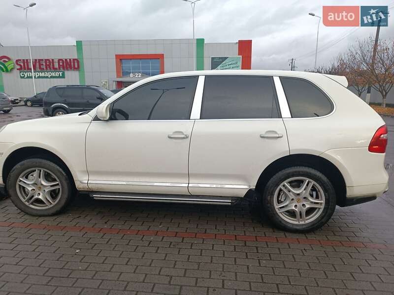 Позашляховик / Кросовер Porsche Cayenne 2008 в Сваляві