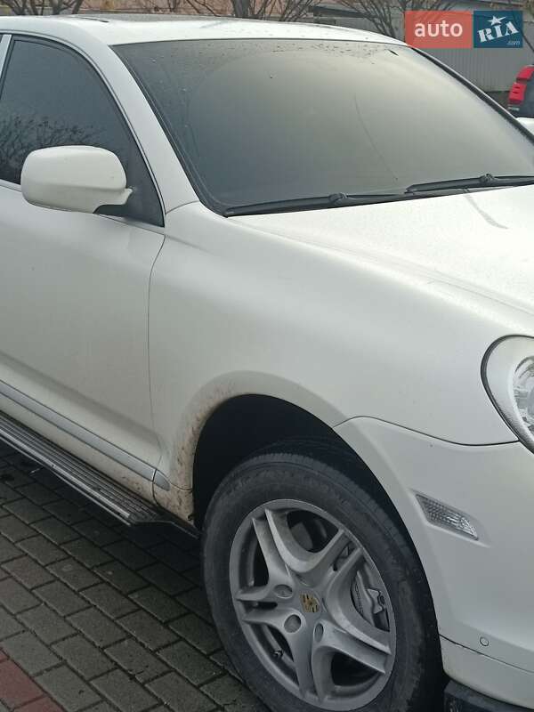 Позашляховик / Кросовер Porsche Cayenne 2008 в Сваляві
