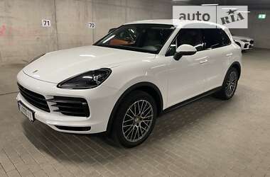 Внедорожник / Кроссовер Porsche Cayenne 2018 в Киеве