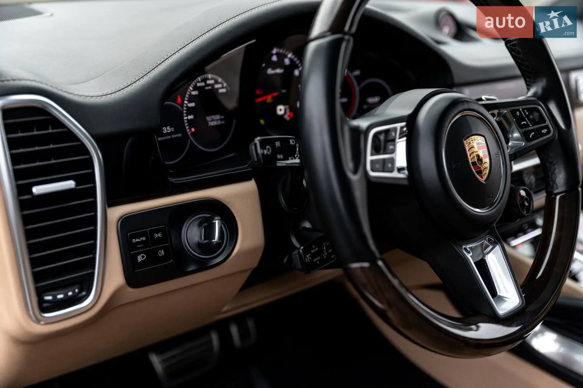 2018 Porsche Cayenne - мініатюра 25