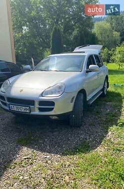 Внедорожник / Кроссовер Porsche Cayenne 2004 в Верховине