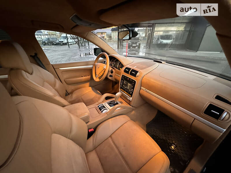 Позашляховик / Кросовер Porsche Cayenne 2009 в Івано-Франківську