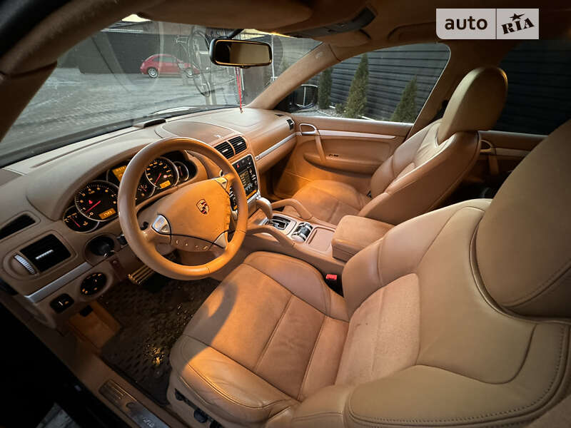 Позашляховик / Кросовер Porsche Cayenne 2009 в Івано-Франківську