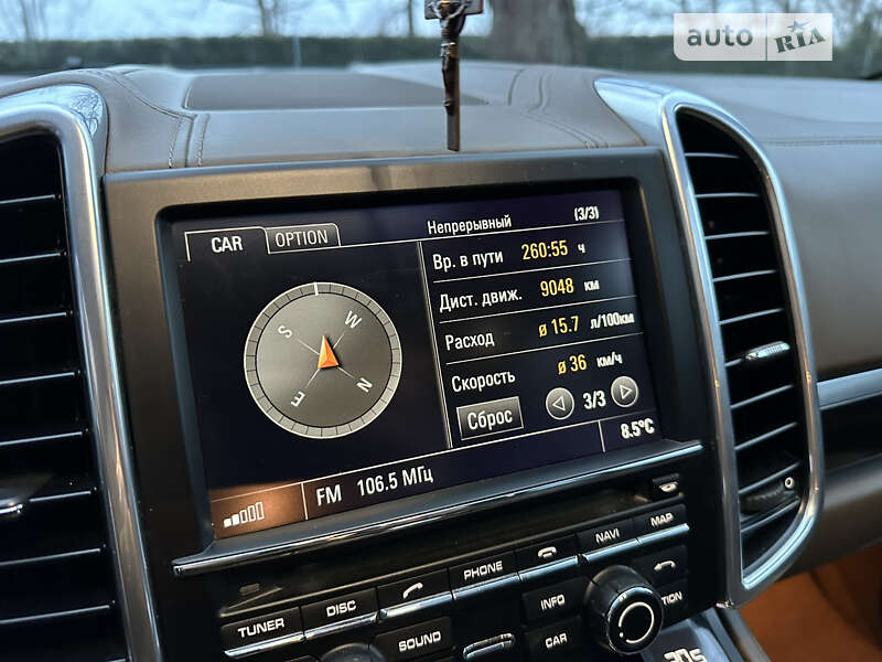 Внедорожник / Кроссовер Porsche Cayenne 2010 в Киеве