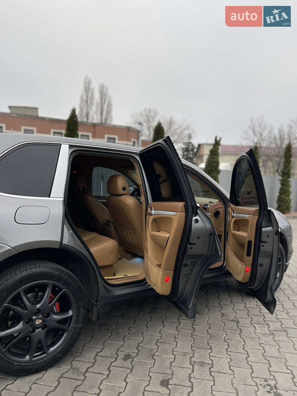 Позашляховик / Кросовер Porsche Cayenne 2009 в Одесі