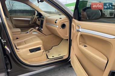 Внедорожник / Кроссовер Porsche Cayenne 2009 в 