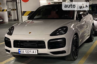 Позашляховик / Кросовер Porsche Cayenne 2021 в Києві
