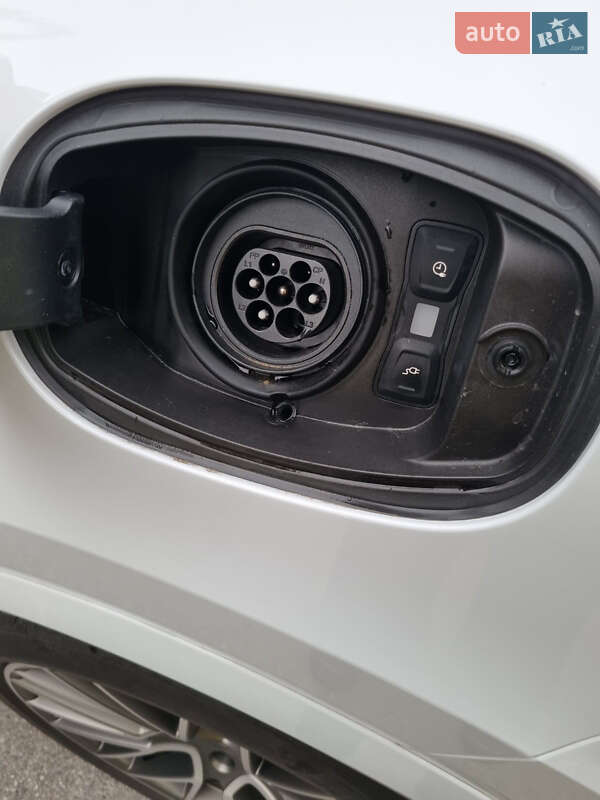 Позашляховик / Кросовер Porsche Cayenne 2022 в Тернополі