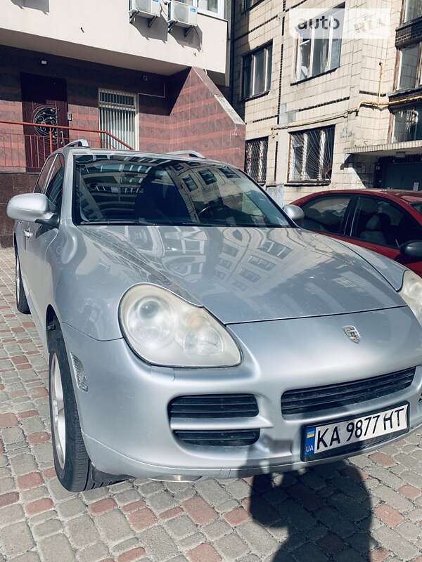 Porsche Cayenne 2005