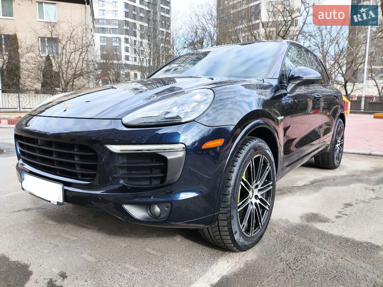 2015 Porsche Cayenne - мініатюра 32