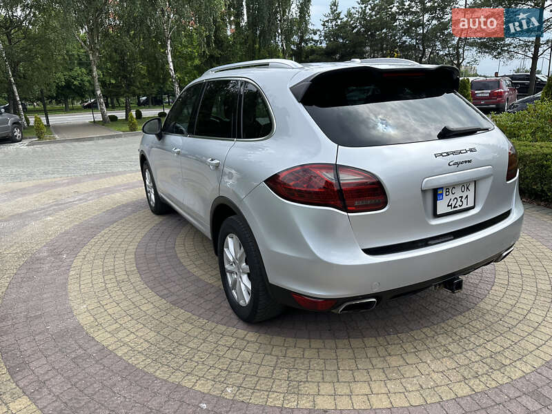Внедорожник / Кроссовер Porsche Cayenne 2010 в Львове