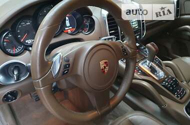 Позашляховик / Кросовер Porsche Cayenne 2012 в Дніпрі