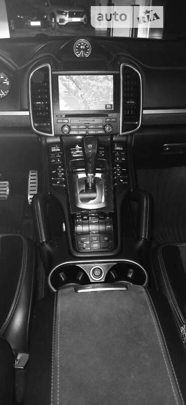 Позашляховик / Кросовер Porsche Cayenne 2016 в Києві