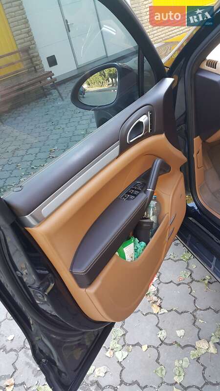 Позашляховик / Кросовер Porsche Cayenne 2010 в Черкасах