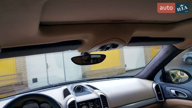 Позашляховик / Кросовер Porsche Cayenne 2010 в Черкасах