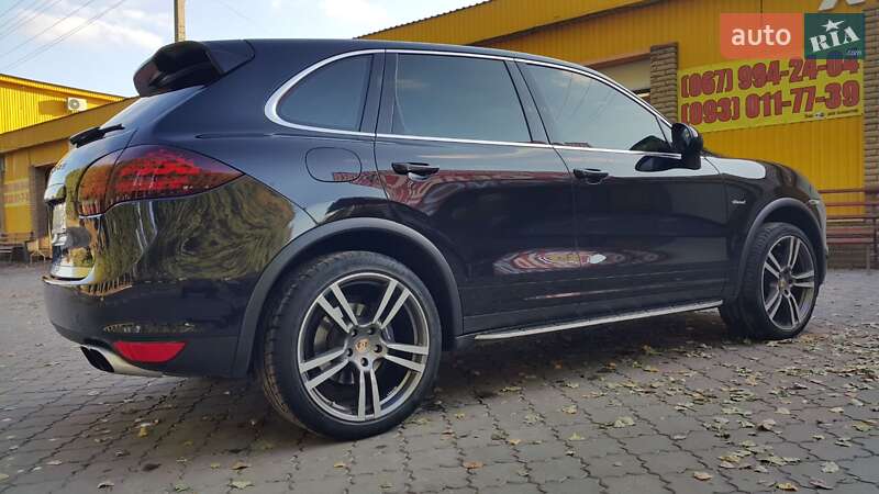Позашляховик / Кросовер Porsche Cayenne 2010 в Черкасах