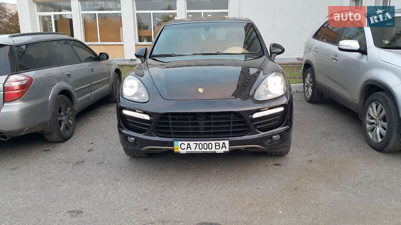 Позашляховик / Кросовер Porsche Cayenne 2010 в Черкасах