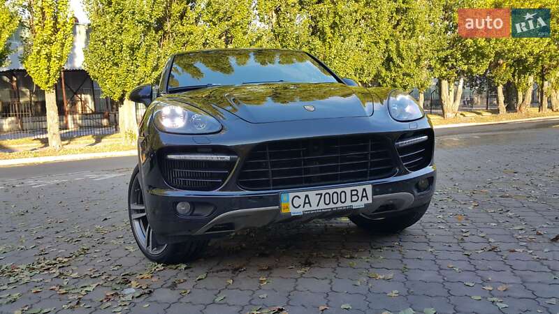 Позашляховик / Кросовер Porsche Cayenne 2010 в Черкасах
