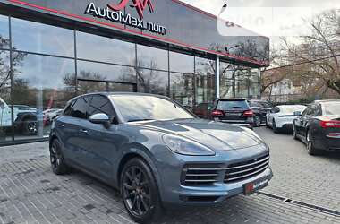 Внедорожник / Кроссовер Porsche Cayenne 2018 в Одессе