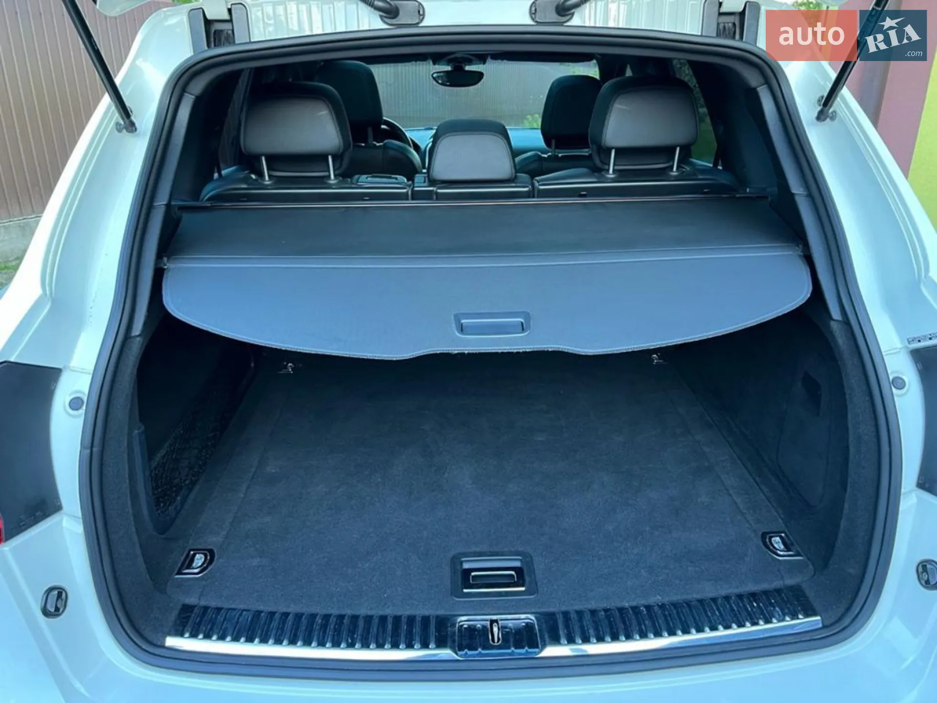 2010 Porsche Cayenne - мініатюра 8