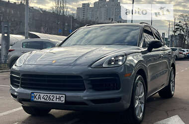 Внедорожник / Кроссовер Porsche Cayenne 2019 в Киеве