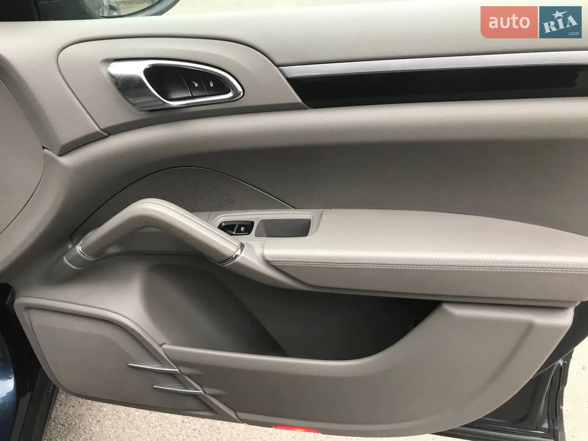 2013 Porsche Cayenne - мініатюра 15